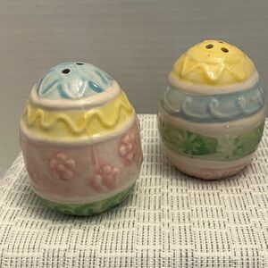 Pastel Egg Shaped Salt and Pepper Shakers